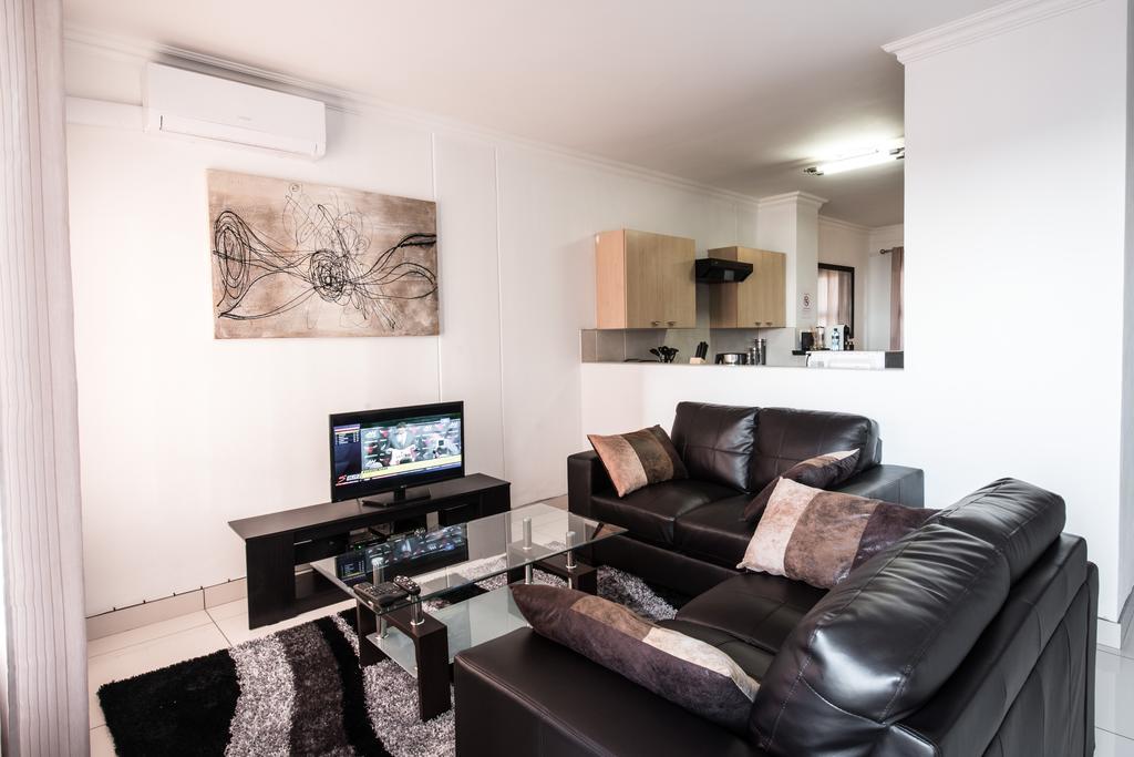Prestige Apartments Sandton At Westpoint Johannesburg Eksteriør bilde